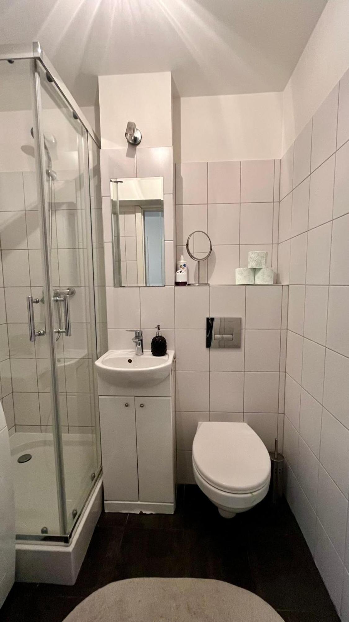 Homestay In - C106b *